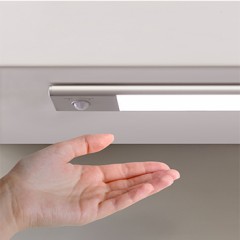 APLIQUE LED RECARGABLE KAUS LONG